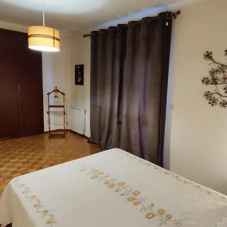 Casa Araujo Apartment Mos (Braganca)